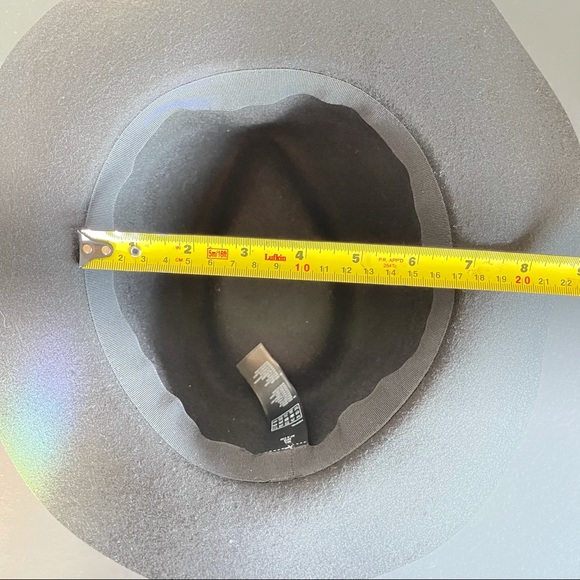 Woman’s Hat 100% Wool - Picture 13 of 15